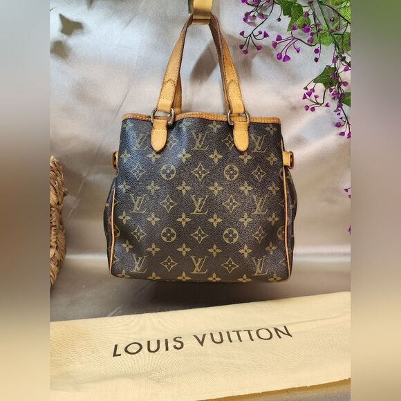 Authentic Louis Vuitton Monogram Batignolles Vertical W/ Dust Bag - Picture 4 of 17